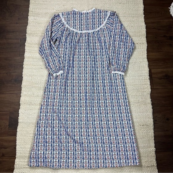Lanz of Salzburg Sz S Nightgown Classic Blue Tyrolean Stripe Flannel NWOT - Picture 16 of 16
